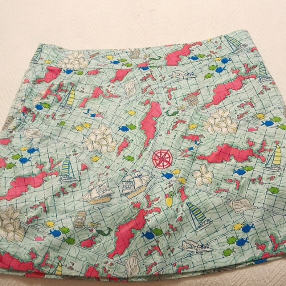 Vineyard Vines women's golf skorts